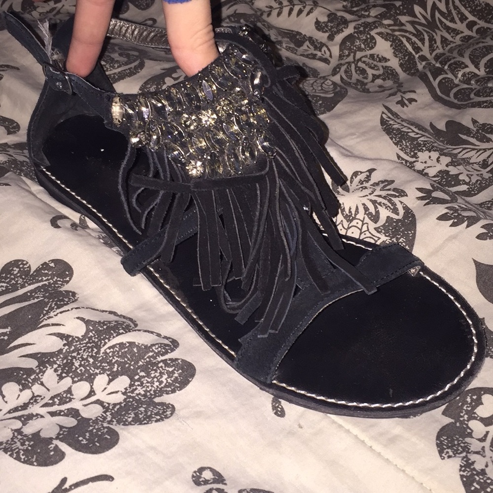 Sandals - Picture 3 of 3